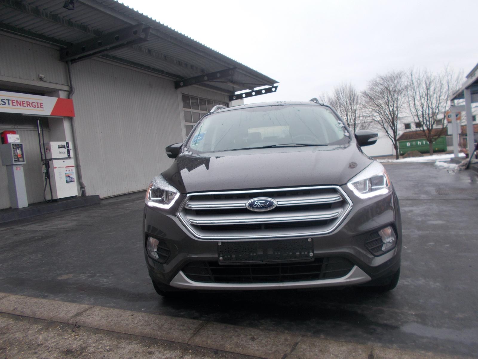 Ford Kuga Cool & Connect