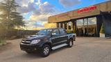 Toyota Hilux 3.0 D-4D 4WD 4p. Double Cab SR - Toyota Hilux: 0 D4d