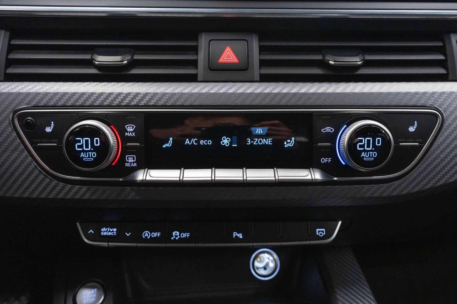 Fahrzeugabbildung Audi A4 Avant Quattro H&K ACC TOTW SHZ PDC NAV