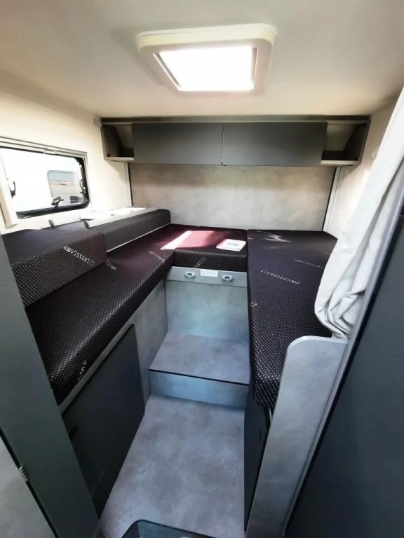 Fahrzeugabbildung Crosscamp EXPDN 7.0 E Verfüg./Sparen Sie 10.819,- €