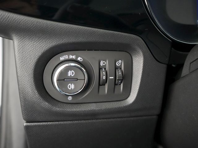 Corsa F FACELIFT EDITION HYBRID eDCT+LED+RÜCKFAH