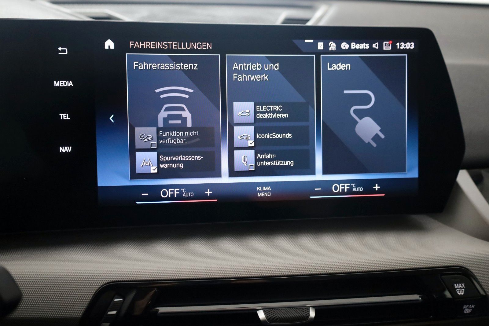 Fahrzeugabbildung BMW X1 25e xDrive Leder,Navi,LED,Kamera,Park Paket