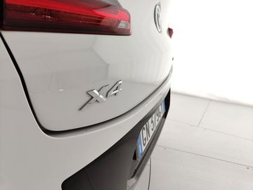 BMW X4 - 10