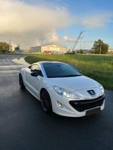Peugeot Sehr gepflegter Peugot RCZ 1.6 155 THP Onyx - gebrauchte Peugeot RCZ aus dem Jahr 2012