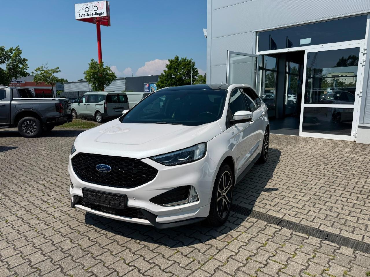 Ford Edge ST-Line 4x4 Pano, AHK, Vollausst., Matrix