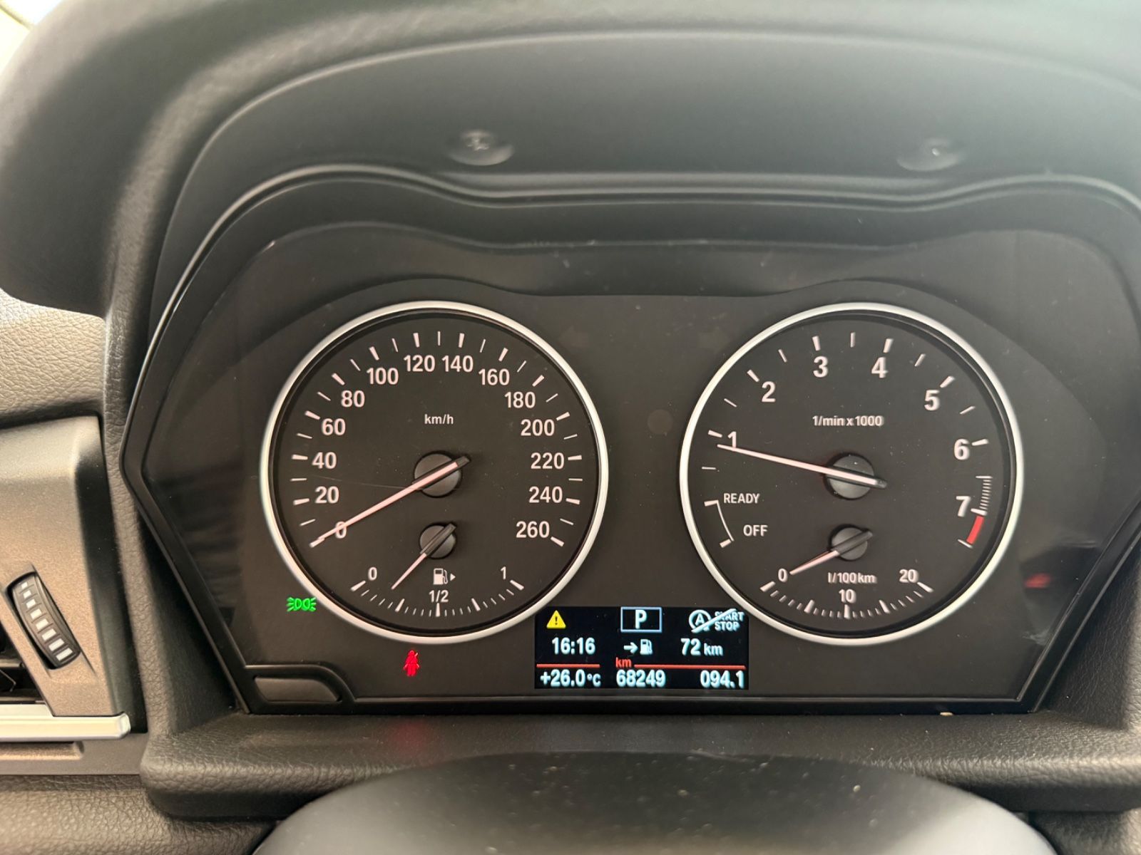 Fahrzeugabbildung BMW 220 i Active Tourer Advantage Business-Paket