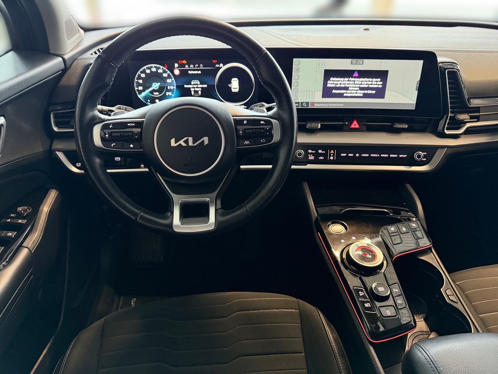 Fahrzeugabbildung Kia Sportage 1.6T 48V 2WD DCT SPIRIT AHK