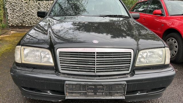 MERCEDES-BENZ C 200 SPORT