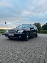 Mercedes-Benz Mercedes C240 V6 Kombi | Avantgarde | Gepf... - gebrauchte Mercedes-Benz C 240 aus dem Jahr 2004