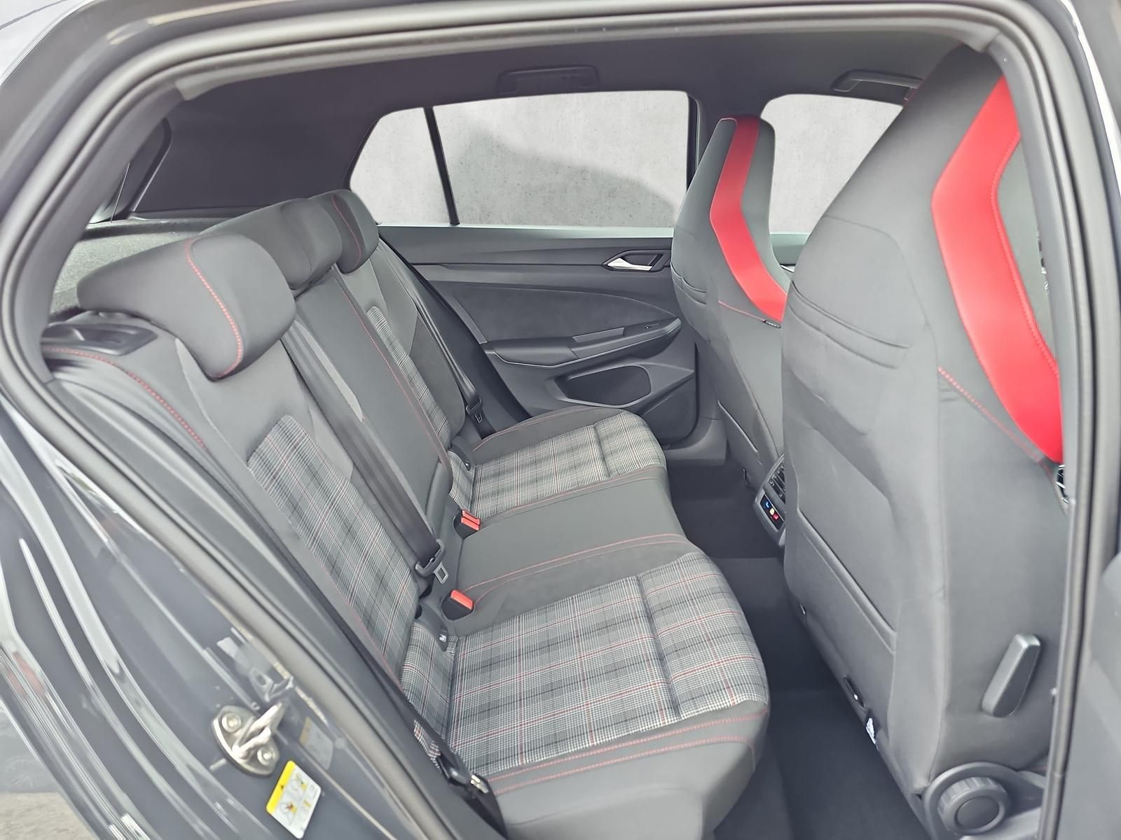 Volkswagen Golf 2.0 TSI DSG GTI / IQ.Light / Rückfahrkamera foto 14