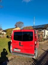 Renault Trafic 2012 , Wohnmobilzulassung , TÜV 10/27 - rote Renault Trafic