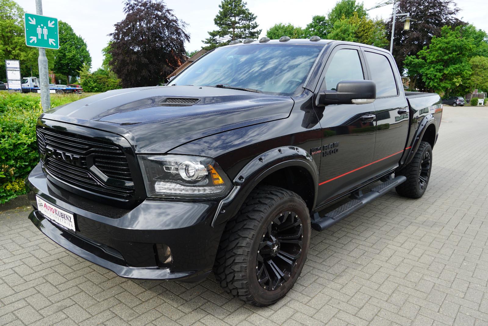 Dodge RAM 1500 Sport 5.7 HEMI Rebel 4x4 Pick-up
