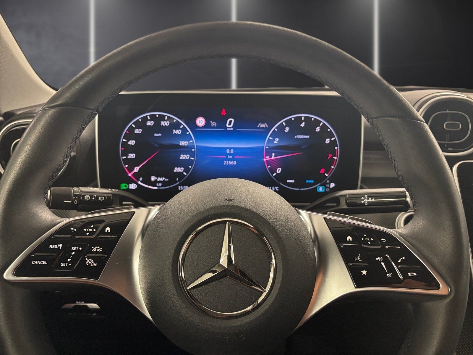Fahrzeugabbildung Mercedes-Benz C 180 T Avantgarde *AHK*Totwinkel*LED*Easy-Pack*