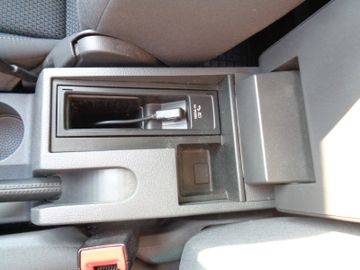 Bild 10 VW Touran Comfortline 1.4 140PS PDC NAVI SHZ BT TEM