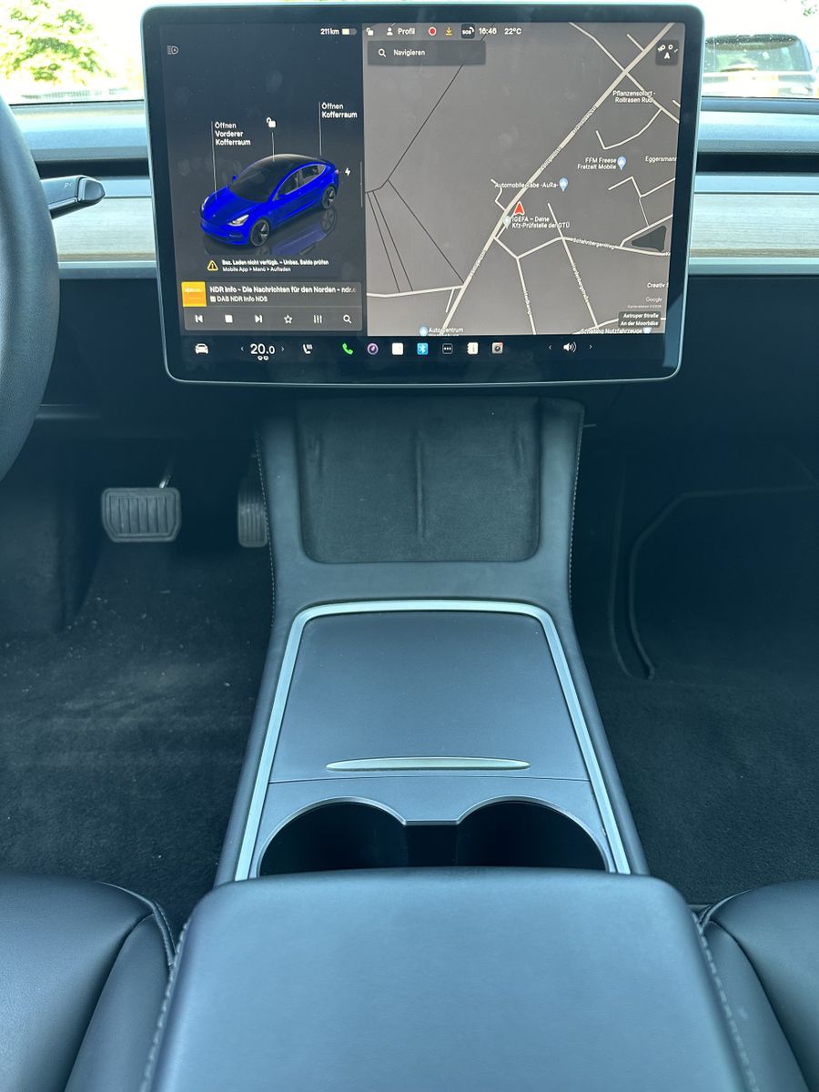 Fahrzeugabbildung Tesla Model 3 RWD NAV+LED+ACC+KAMERA+PANORAMA+1HD+18ZO