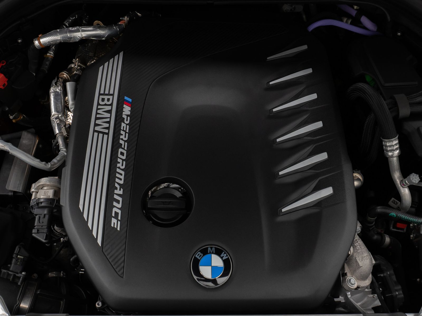 Fahrzeugabbildung BMW X4 M40d 360° Laser DAB Panorama HUD Komfort HiFi