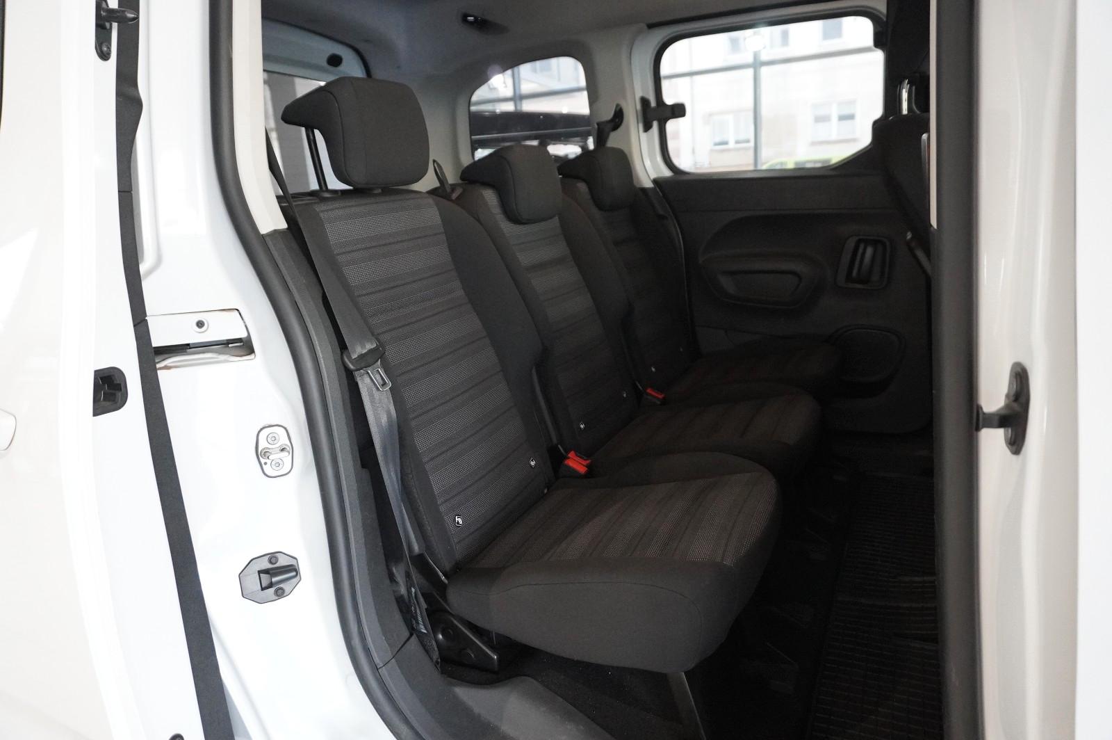 Opel Combo-e LIFE EDITION 11KW KLIMA/PDC/TEMP./DAB+
