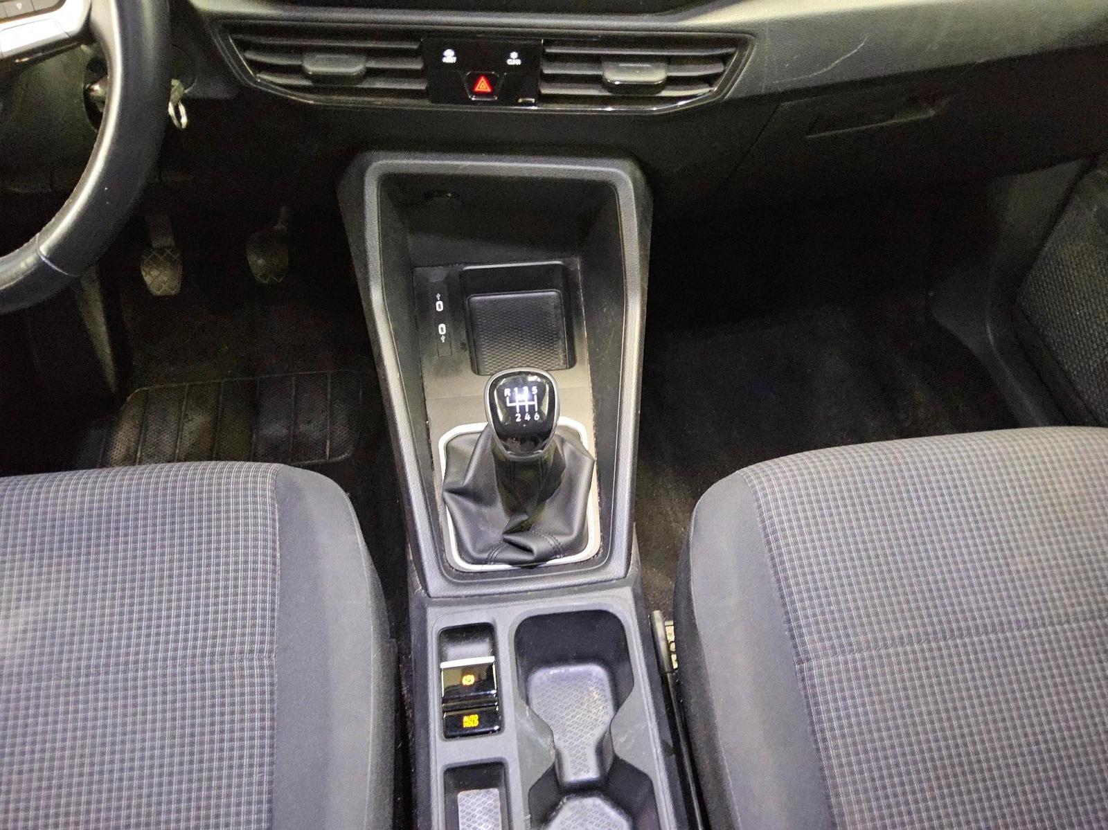 Volkswagen Caddy 1.5 TSI 7-Sitze Navi, миниатюра 6