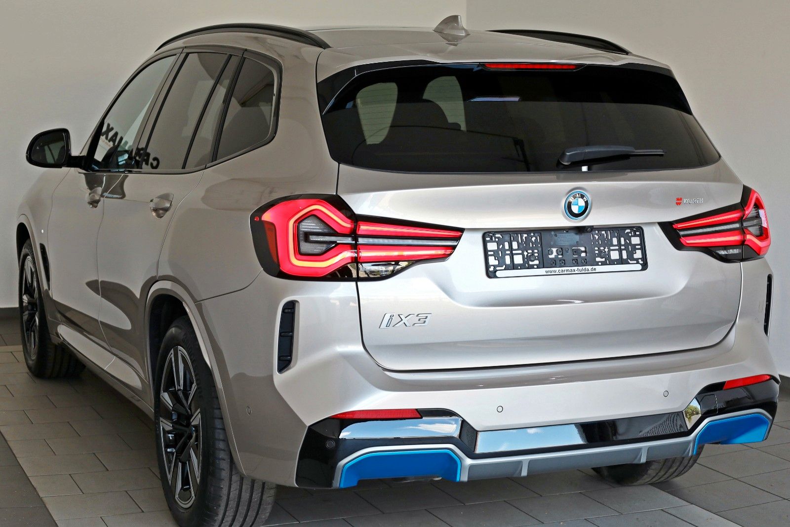 Fahrzeugabbildung BMW iX3 Inspiring+M Pak.,Leder,Navi,LED,PanDach,Park