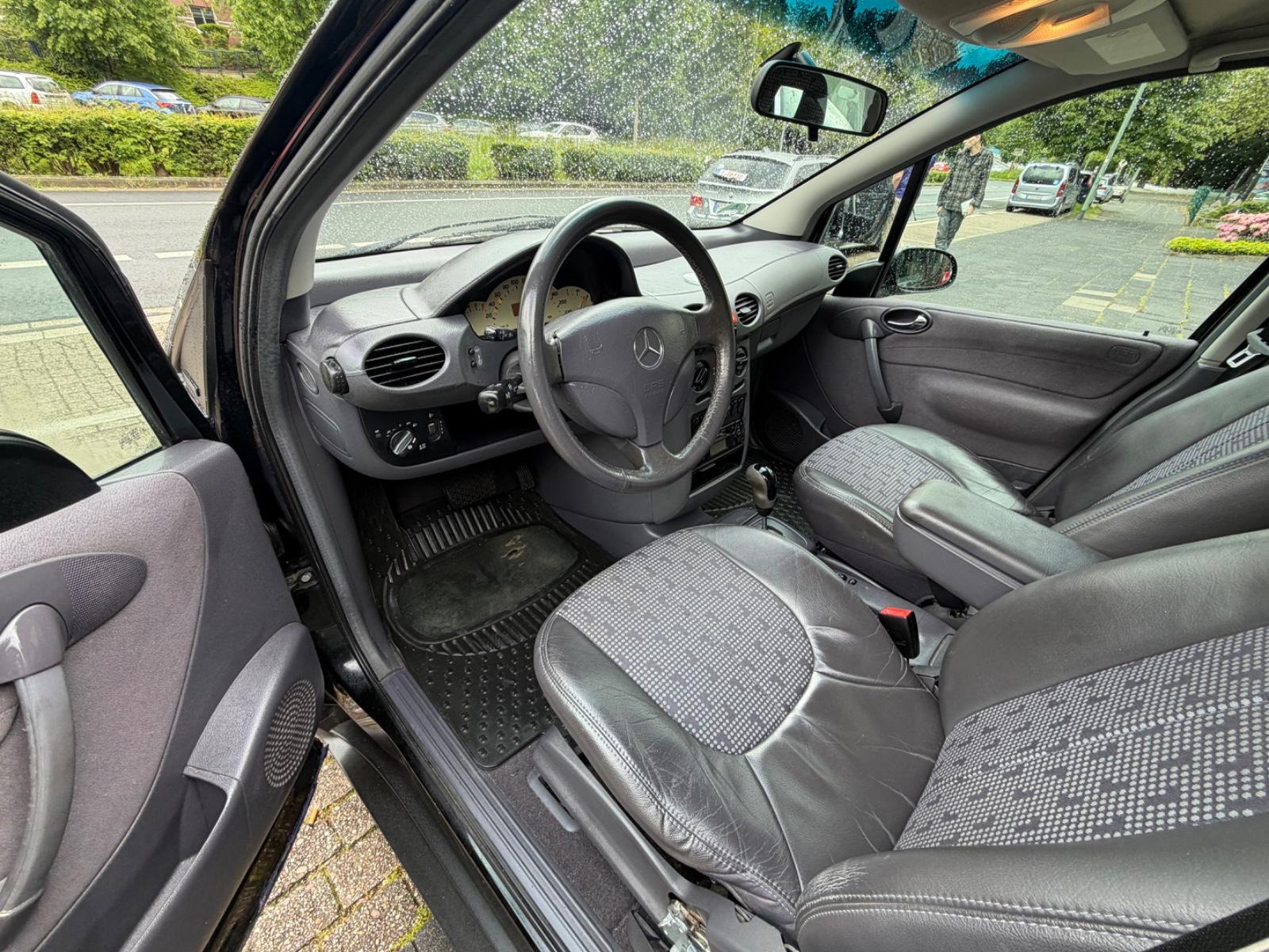 Mercedes-Benz A 190 ELEGANCE*TÜV NEU*1 HAND*KLIMA*AUTOMATIK*