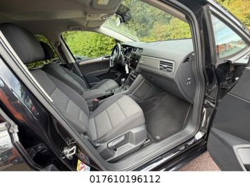 Volkswagen Touran - 11
