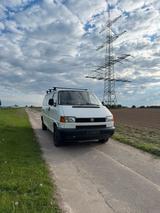 Volkswagen VW T4 2.4D - Langer Radstand, Flügeltüren ... - Volkswagen LT in Bielefeld