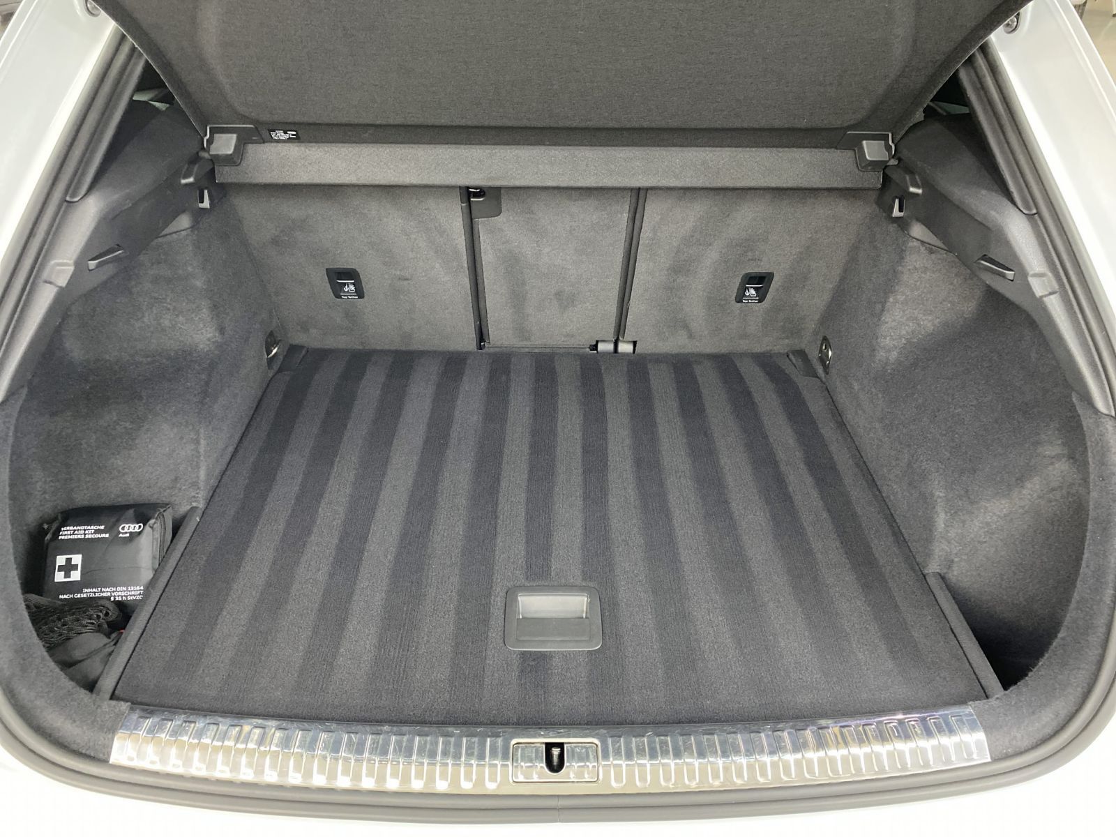 Audi RSQ3 - Bild 9