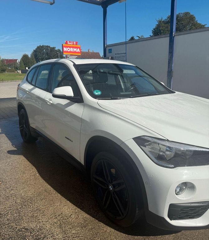 Image of BMW X1