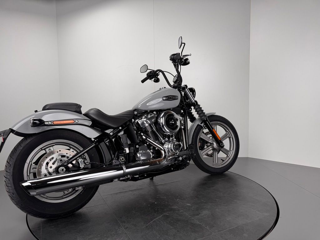 Fahrzeugabbildung Harley-Davidson STREET BOB 117 *NEUWERTIG