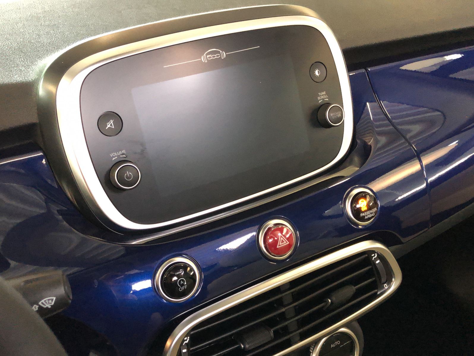 Fahrzeugabbildung Fiat 500X Yacht Club Capri