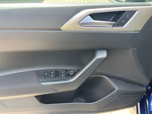 Taigo 1.0 TSI MOVE LED+KAMERA+AHK+ACC+APP+USB+