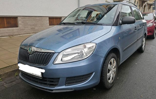 Skoda Fabia Kombi 1,2 70 PS Benzin, Klima,...