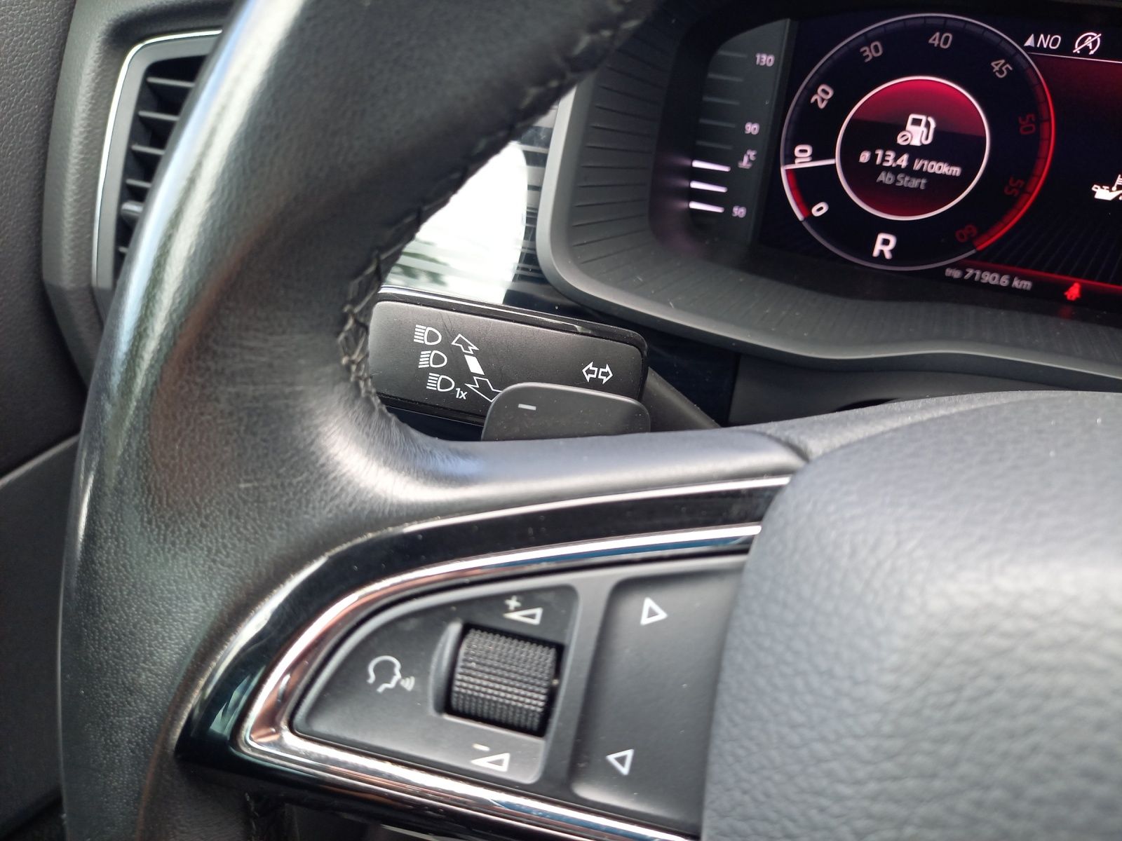 Fahrzeugabbildung SKODA Kodiaq Style 2.0 TDI  4x4 DSG AHZ LED NAVI