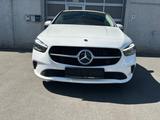 Mercedes-Benz B 180 Autom*Digit. Cockpit*LED*NAVI*AHK*CAM* - gebrauchte Vans in Nürnberg