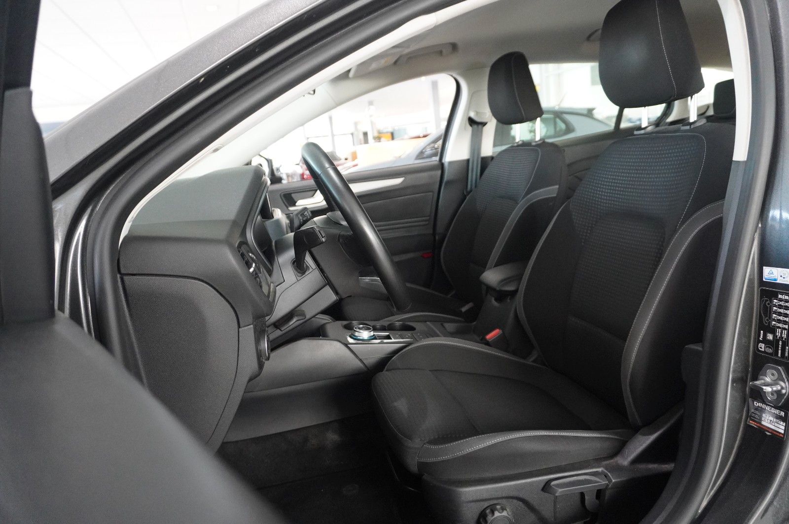 Fahrzeugabbildung Ford Focus Turnier 1.5D COOL & CONN. NAVI/LED/KAMERA