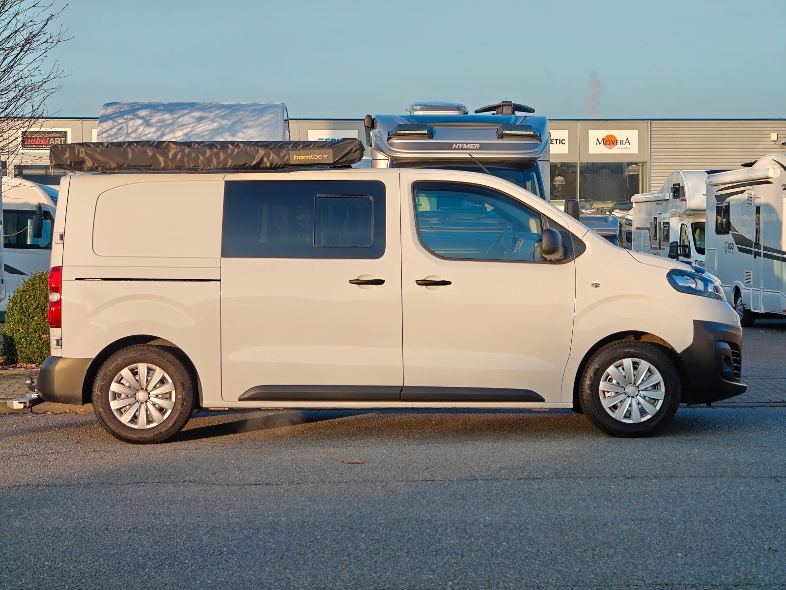 Fahrzeugabbildung Opel Vivaro Kasten FlexSpace M  DoKa - Bettbox, AHK