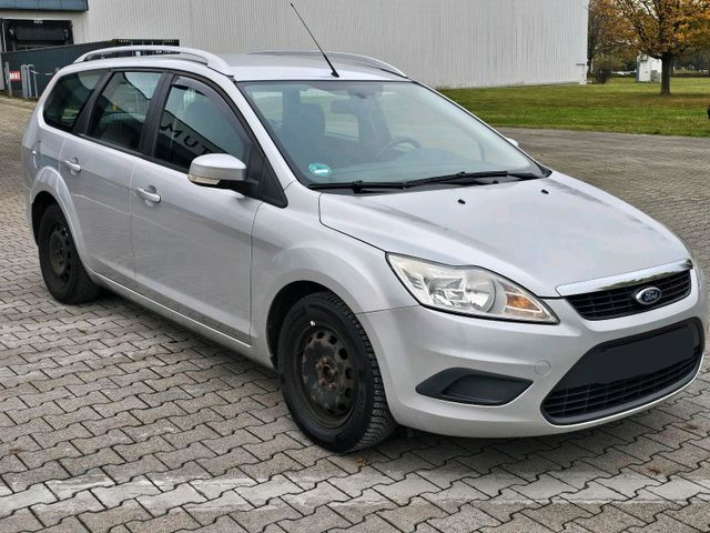 Ford Focus 1.6 TDCI TÜV NEU 10/2026 AHK Fe...