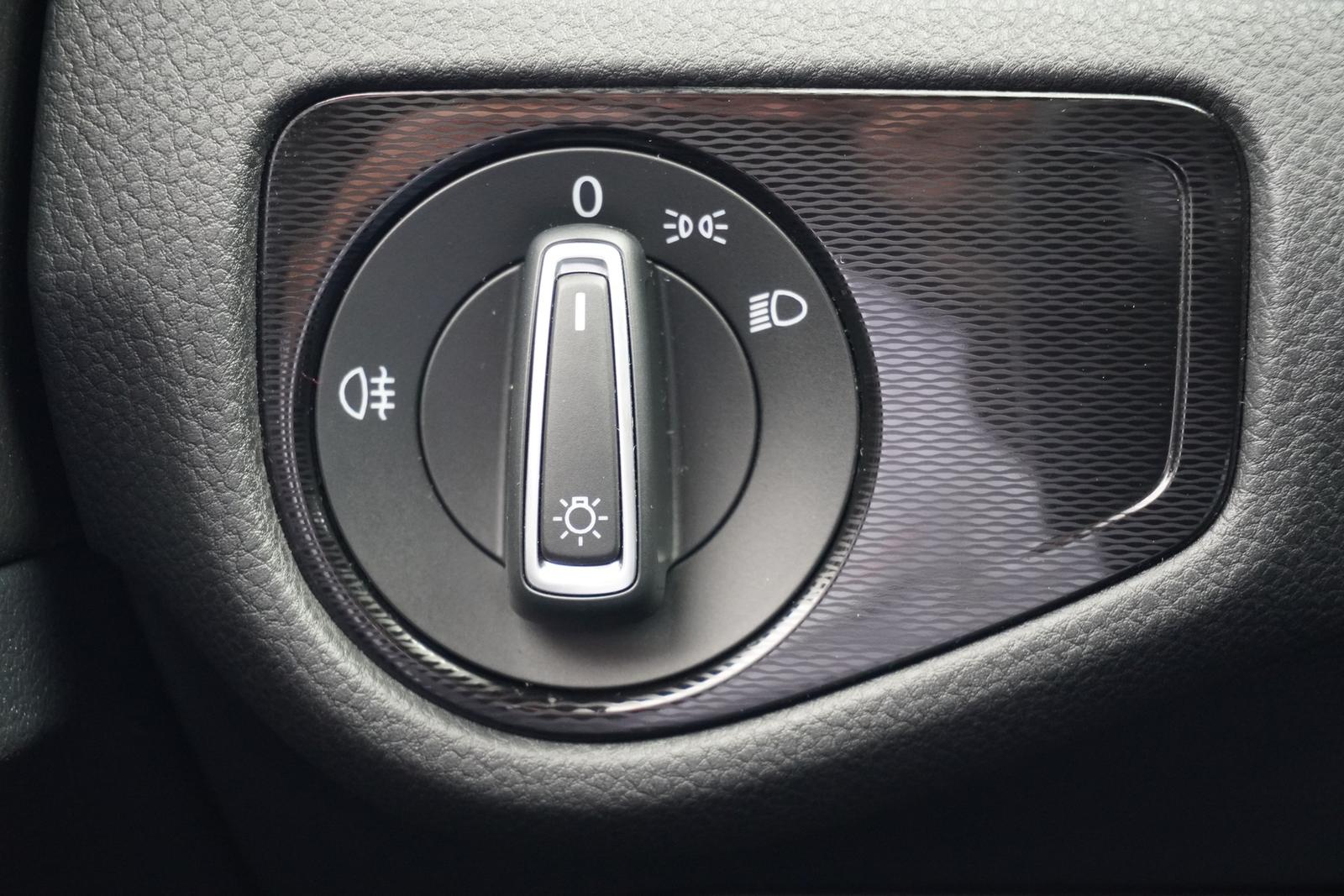 Volkswagen Golf VII 2.0 GTI BMT Bi-Xenon Navi Sitzheizung