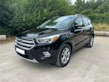 Ford Kuga 2,0 TDCi 2x4 110kW Titanium Titanium - Ford Kuga von privat