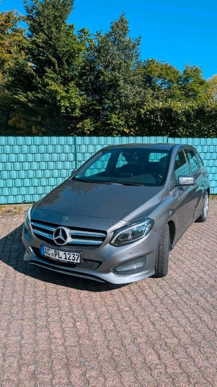 Image of Mercedes-Benz B 180