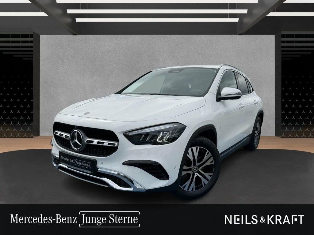 Mercedes-Benz GLA 220