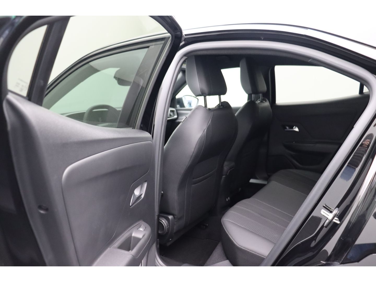 Fahrzeugabbildung Opel Mokka 1.2 GS Sitzheizung, Kamera, LED,