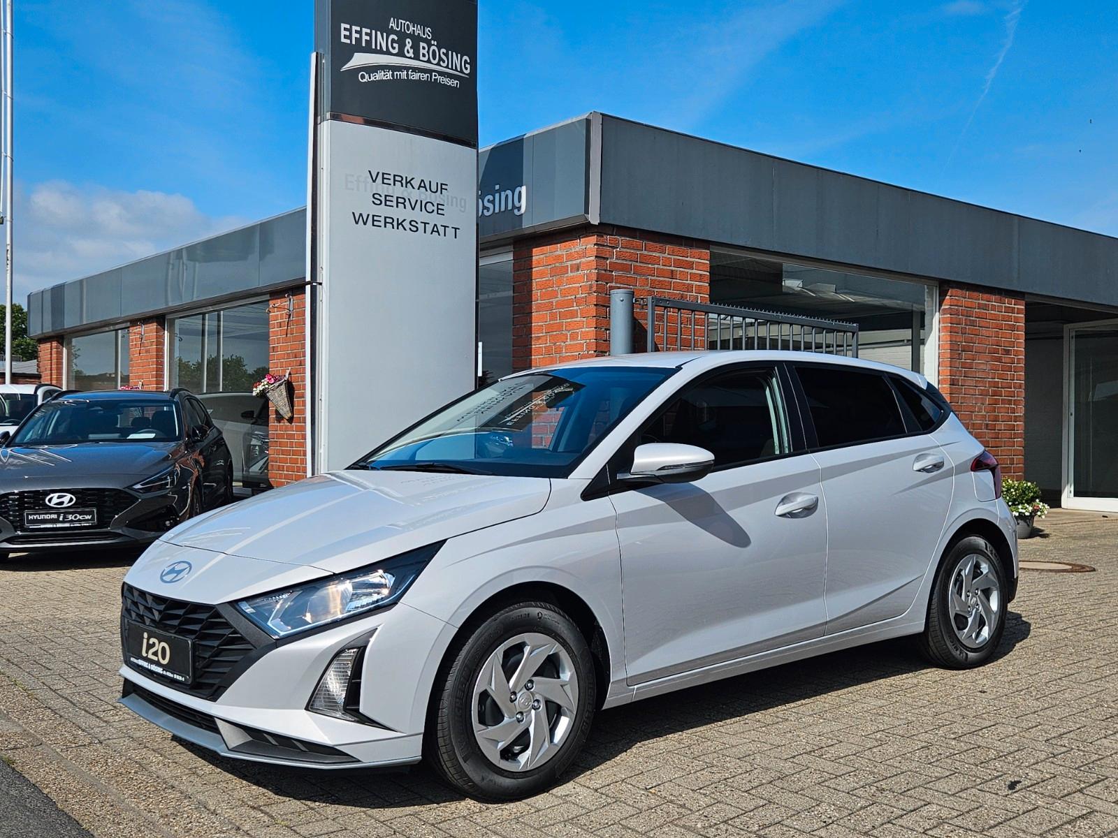 Hyundai i20 FL-Klima-NAVI-PDC-CAM-SHZG-LKAS-Temp.-BT