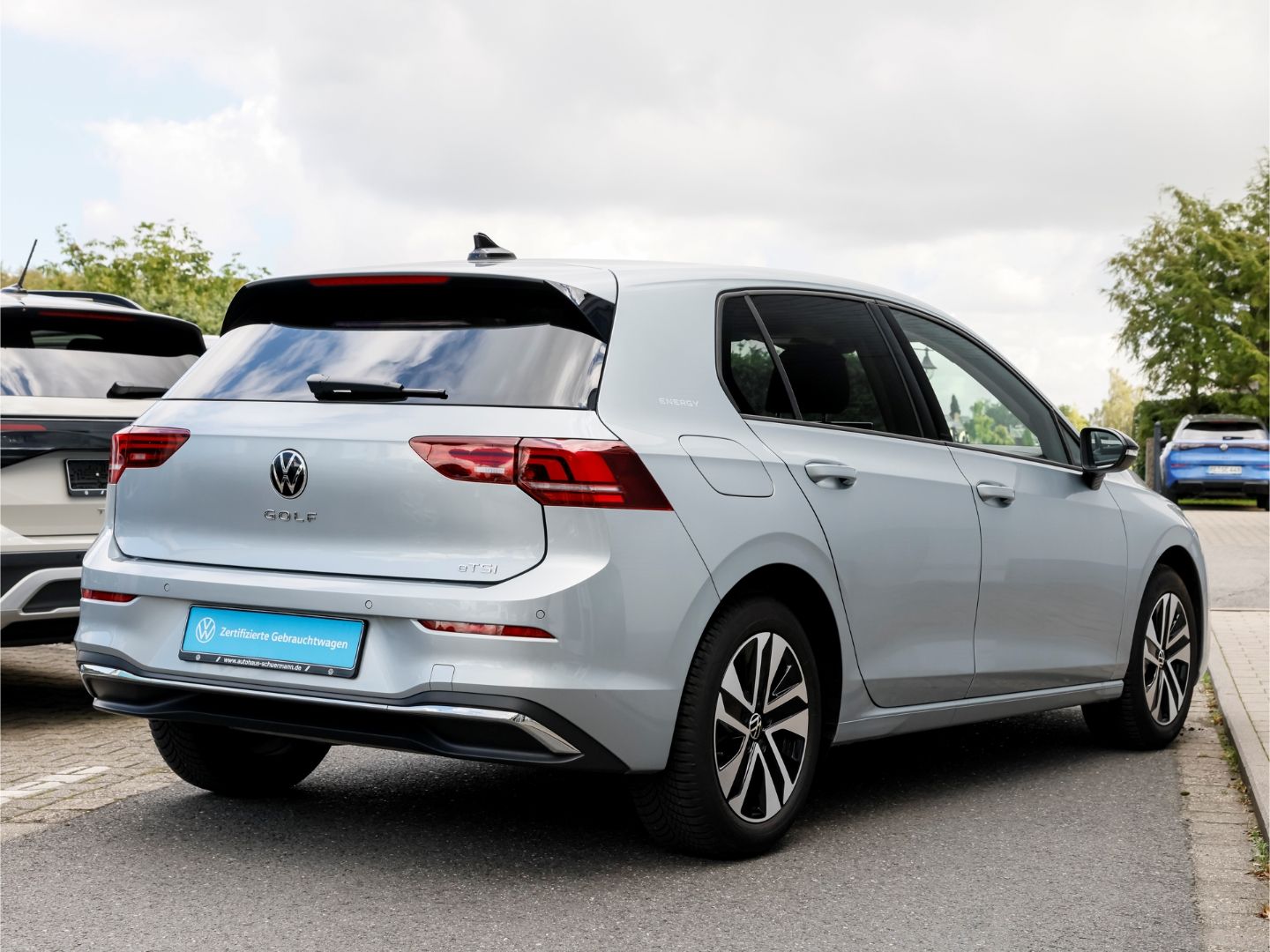 Volkswagen Golf VIII ENERGY TSI DSG NAVI AHK foto 2