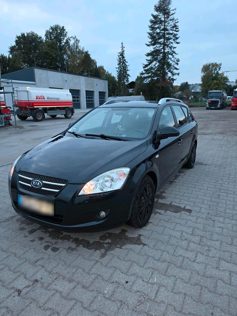 Kia Andere