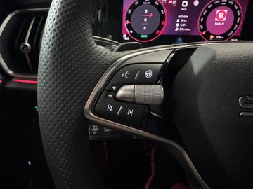 Fahrzeugbestand 17 Skoda Kodiaq 1.5 TSI Sportline AHK "sofort verfügbar"