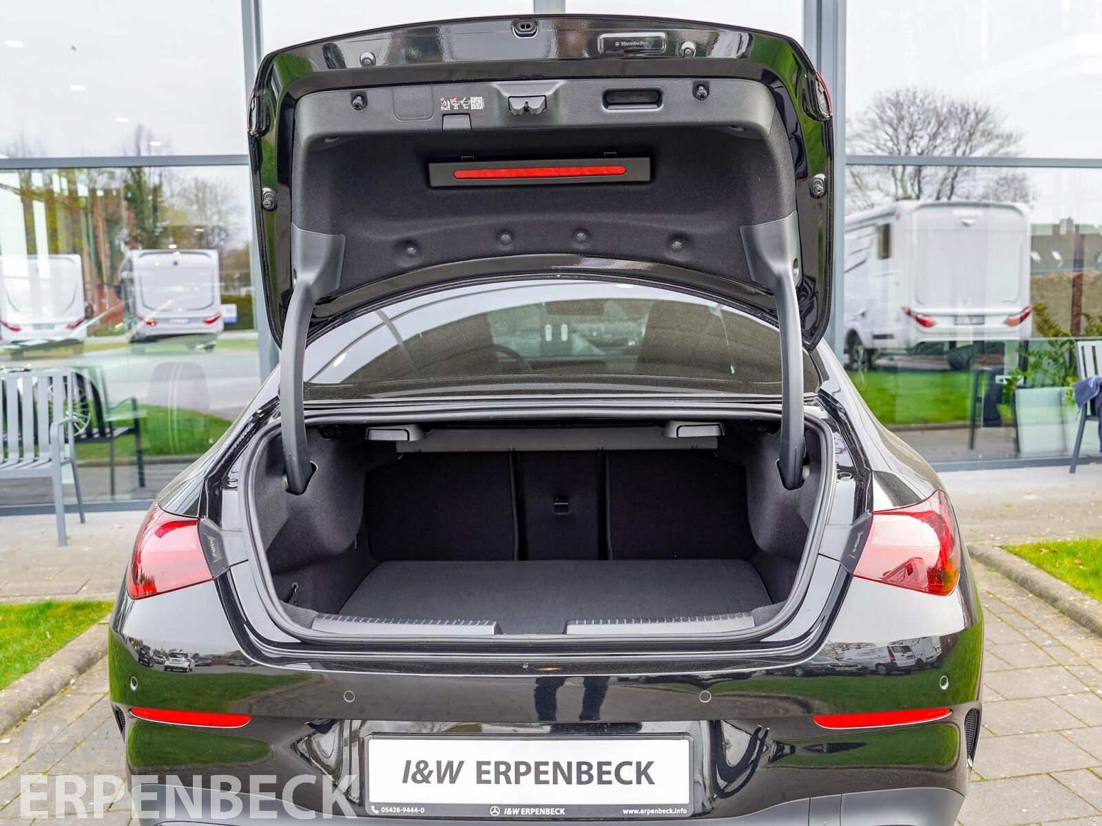 Fahrzeugabbildung Mercedes-Benz CLA 200 AMG Kamera Keyless LED Night Totwinkell