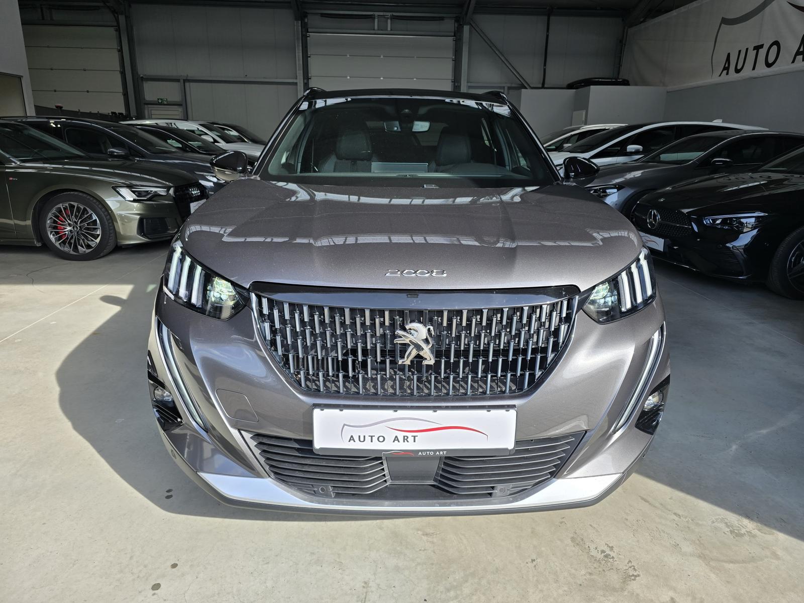 Peugeot 2008 GT LED Navi Pano SHZ Kamera DAB