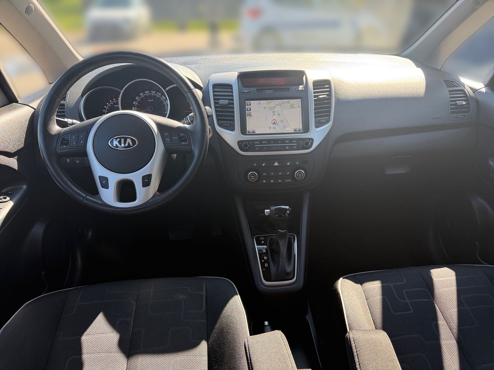 Fahrzeugabbildung Kia Venga 1.6 CVVT Automatik Spirit NAVI