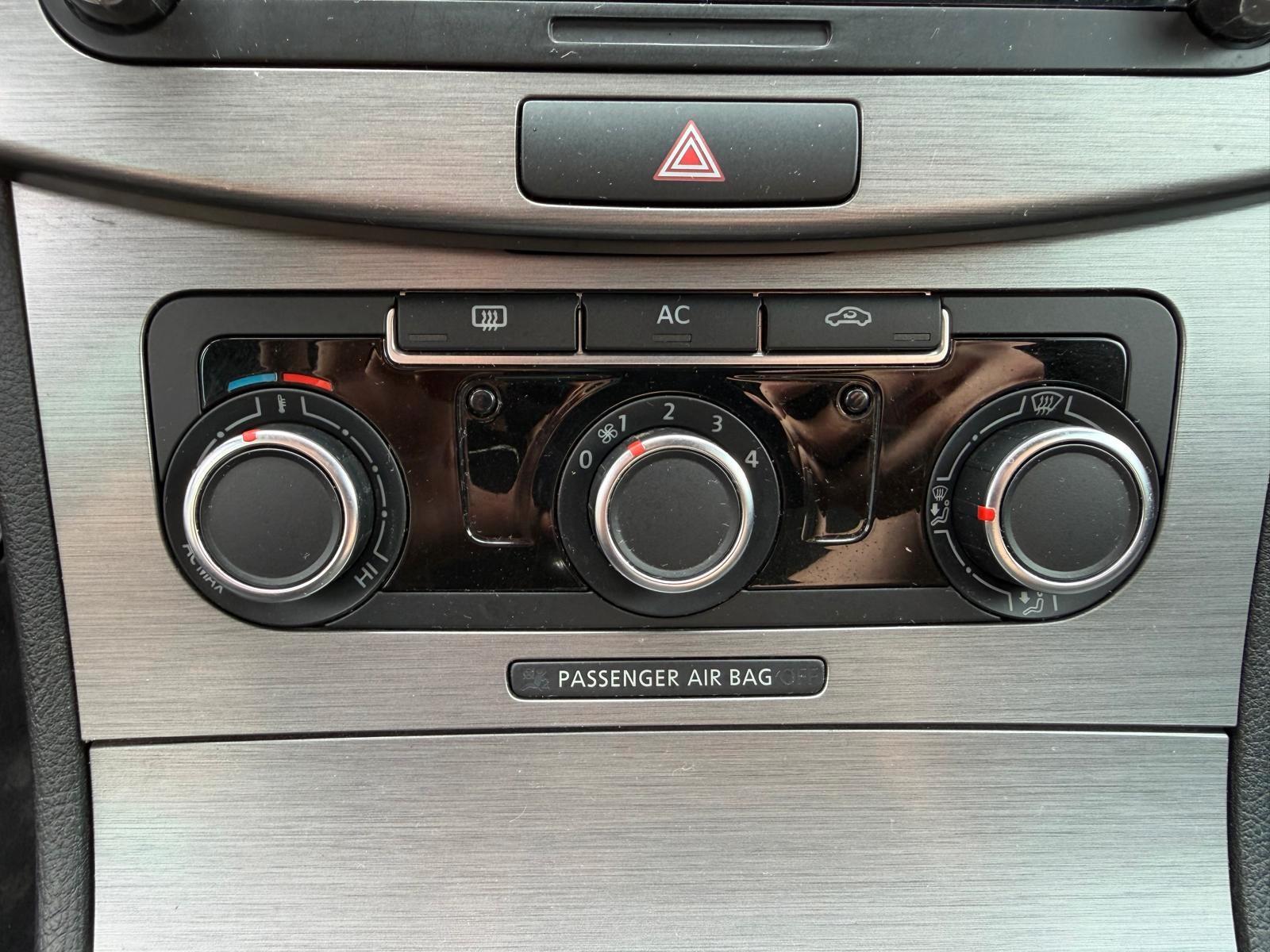 Volkswagen Passat 2011 — photo 10